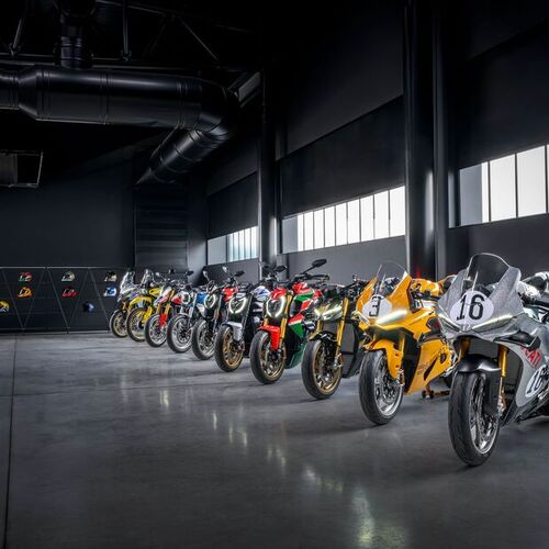 Zehn mal hundert &ndash; ein mal Ducati