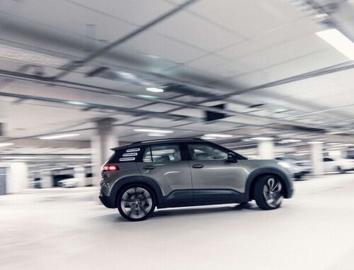 VW ID. CROSS Concept: Car Wash mit Andreas Mindt