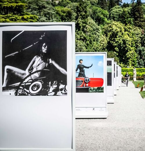 &raquo;Helmut Newton.Cars.&laquo;: Ausstellung am Comer See