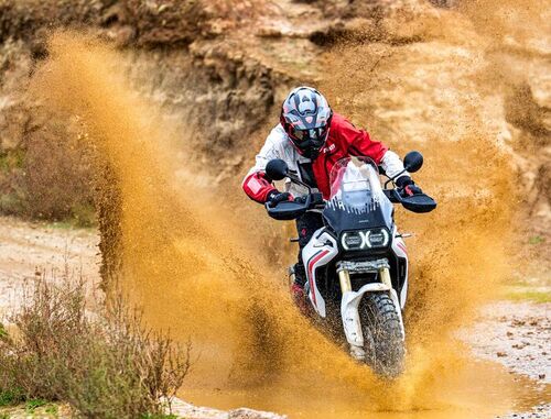 Ducati DesertX 2026: &Uuml;ber den Stra&szlig;enrand hinaus gedacht