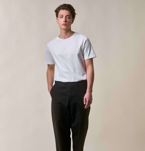 White space: Merz b. Schwanen 215 Loopwheeled