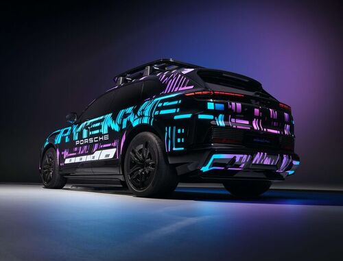 The sports-electric SUV winner: Porsche Cayenne Electric