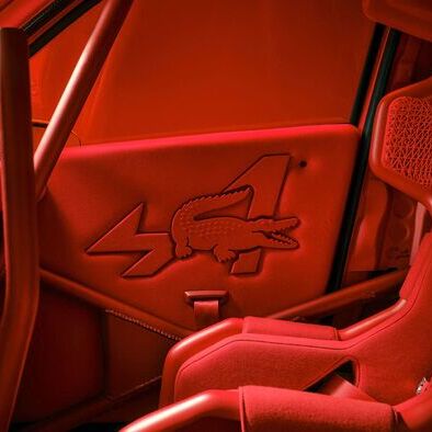 Lacoste x Alpine: das Aufeinandertreffen zweier Legenden