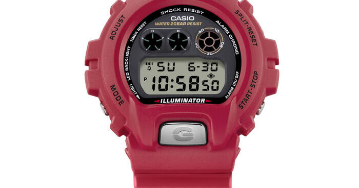 BOLD_G-SHOCK_DW-6900TR-