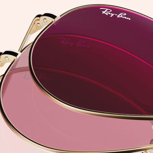 The Ray-Ban Aviator with Transitions Colour Touch glasses