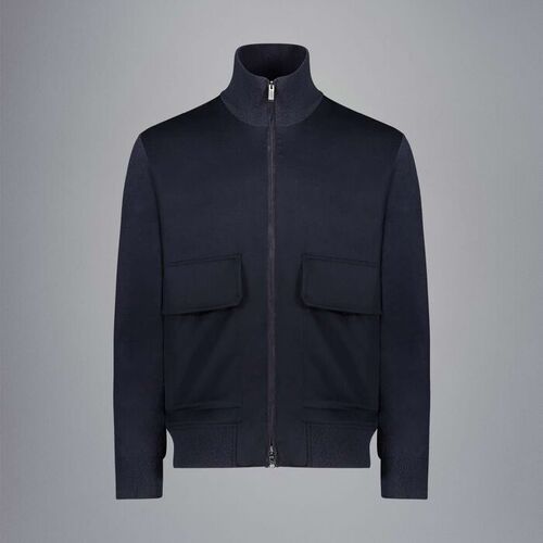 Immer zeitgem&auml;&szlig;: Paul & Shark