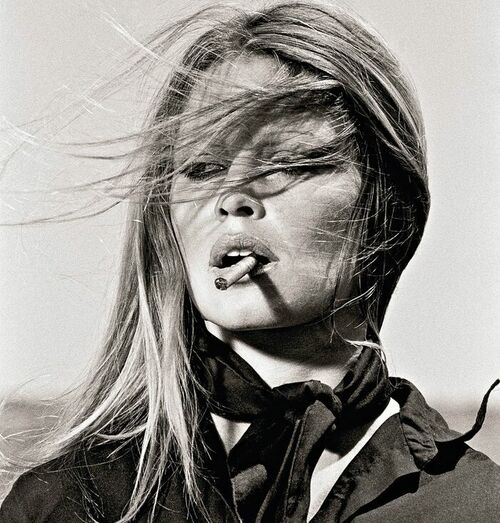 Terry O’Neill: Background Stories