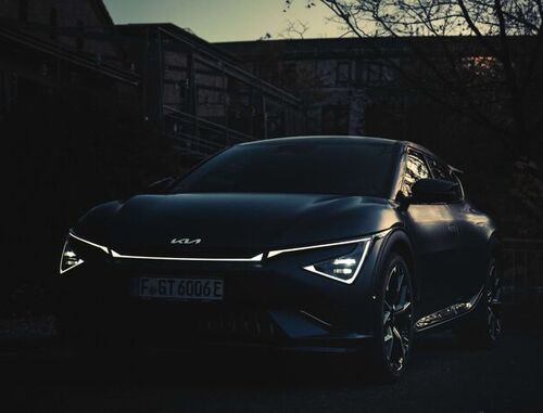 KIA EV6 GT: Polyglott und Passstra&szlig;e