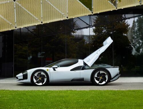 Red Dot Awards: Ferrari SC40 gewinnt &raquo;Best of the Best&laquo;