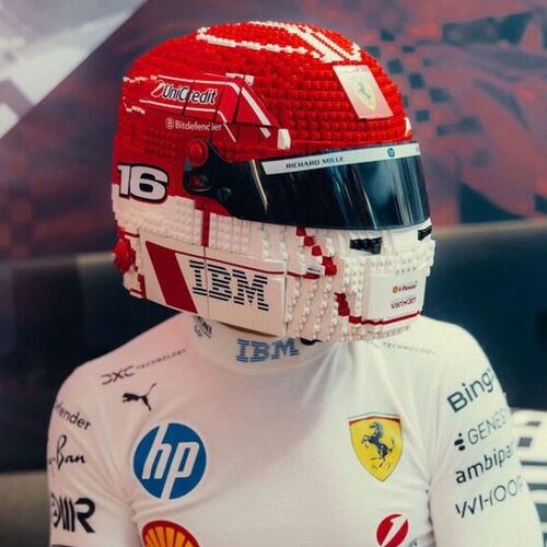 Lego x Formel 1: Hut ab &ndash; Helm auf!