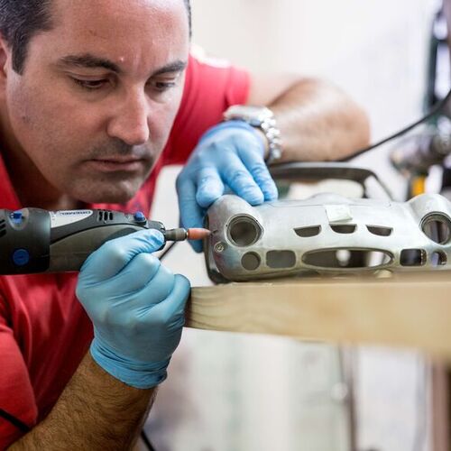 Die Modelle und das Meer: die Welt von Marco Laviola