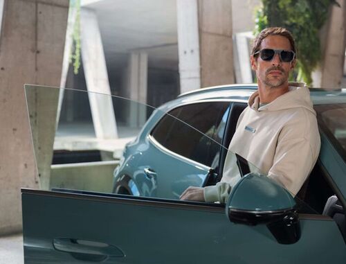 Porsche Cayenne Electric Lifestyle Collection