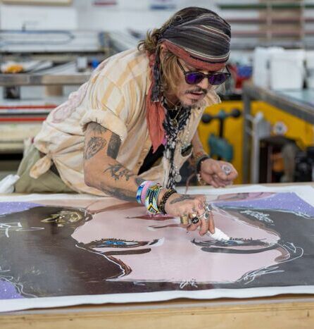 Der mit den Pinselh&auml;nden: The Art of Johnny Depp