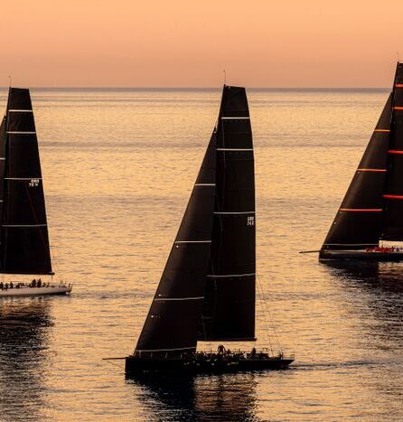 All sails set!