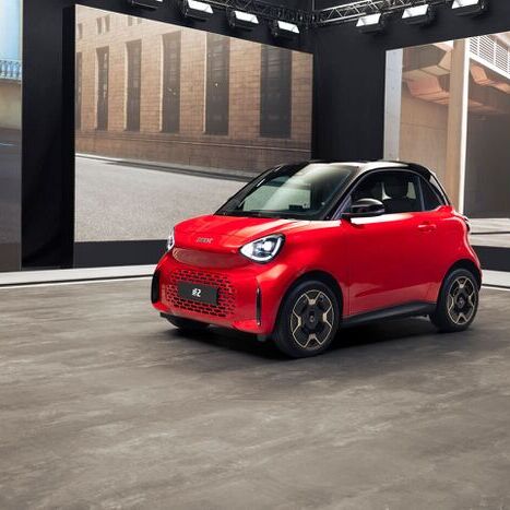 Small. But pretty brilliant: the new smart #2 is back